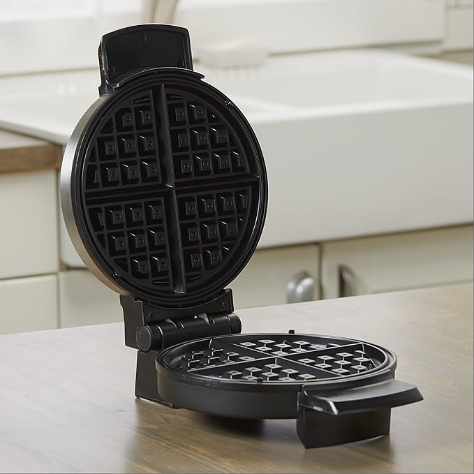 BLACK+DECKER Belgian Waffle Maker, Non Stick Plates, Black/Stainless Steel, WMB505