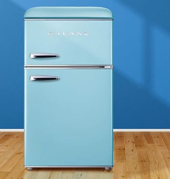 Galanz 3.1 cu.ft. Retro Top Freezer Refrigerator, Bebop Blue